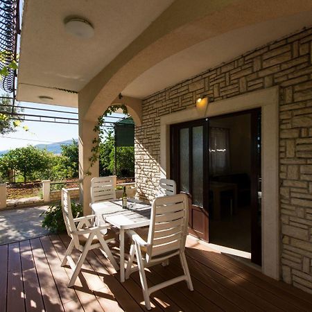 Apartment Bareta Trogir Exteriör bild